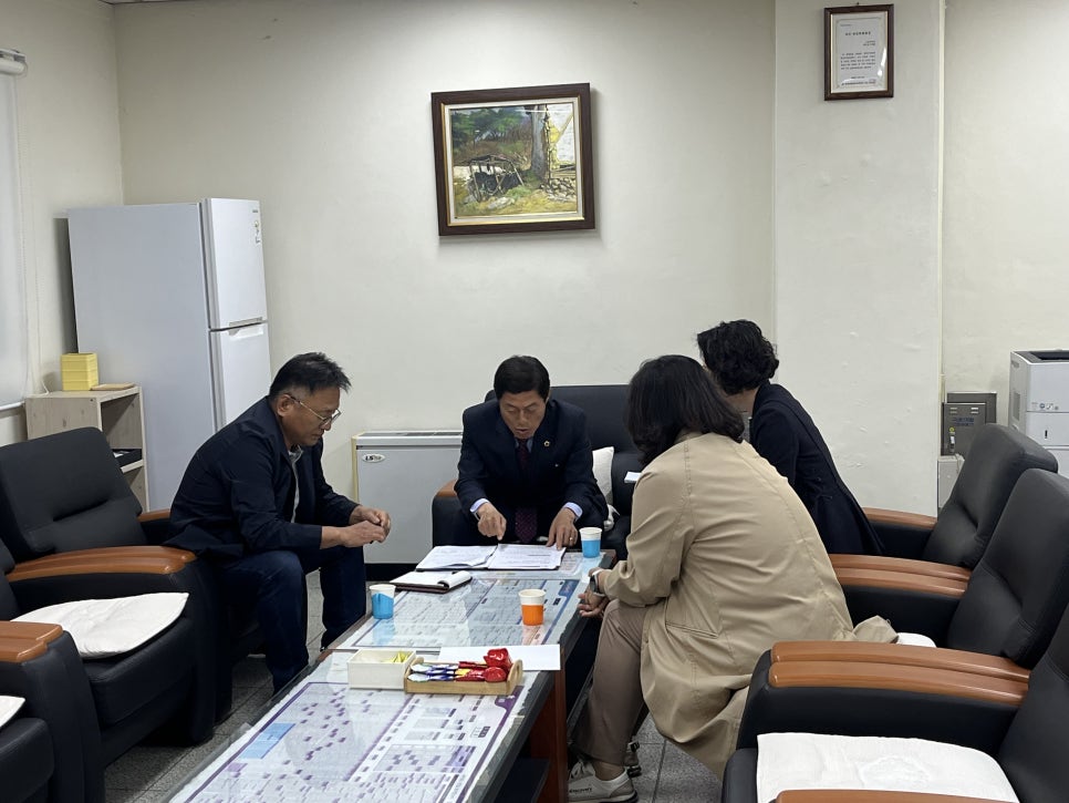김현문 의원, 도교육청 중등교육과 현안 업무 협의 - 1
