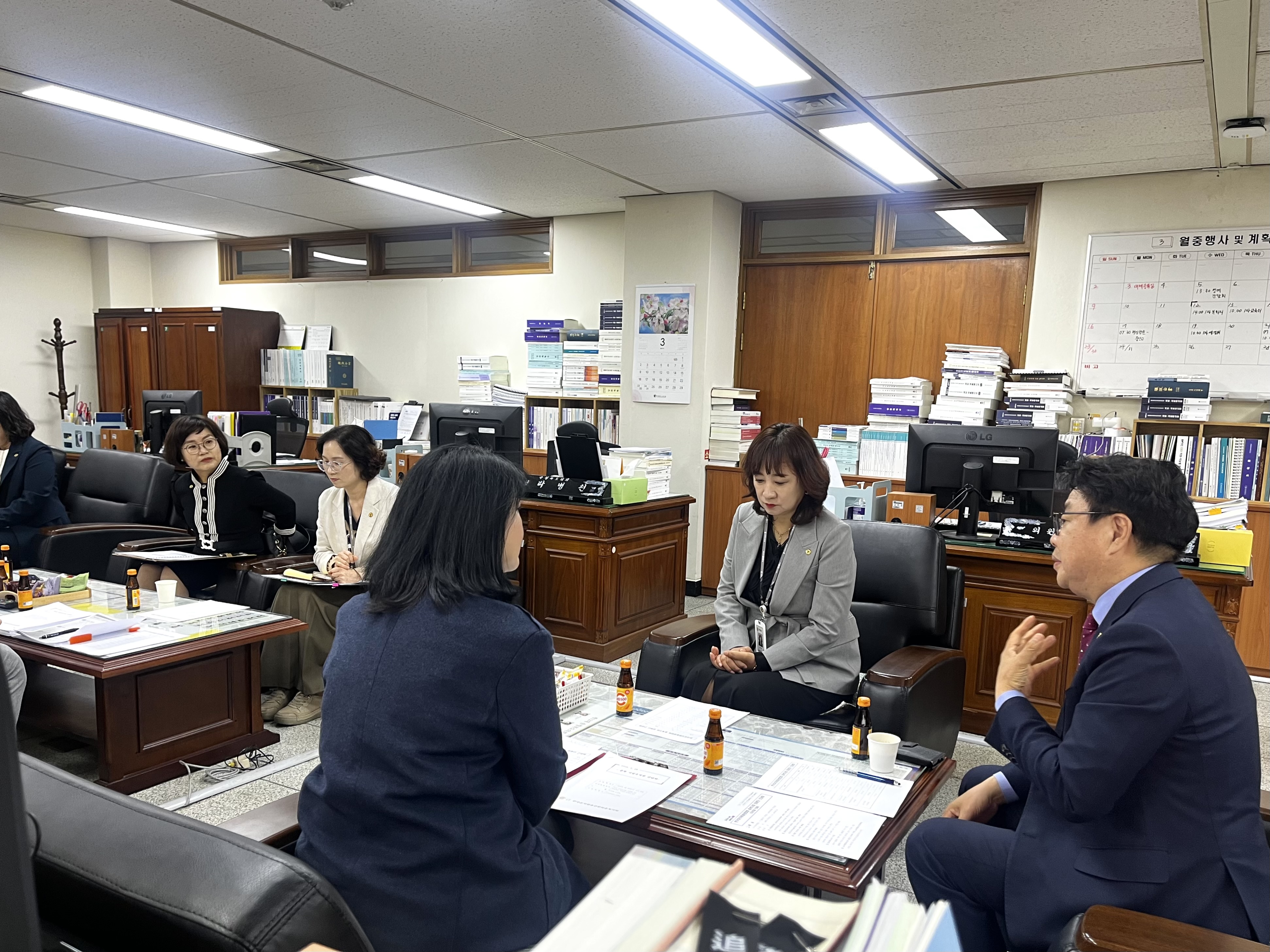 김정일 의원, 한국유치원총연합회 충북지회 임원단 간담회 주재 및 참석 - 2