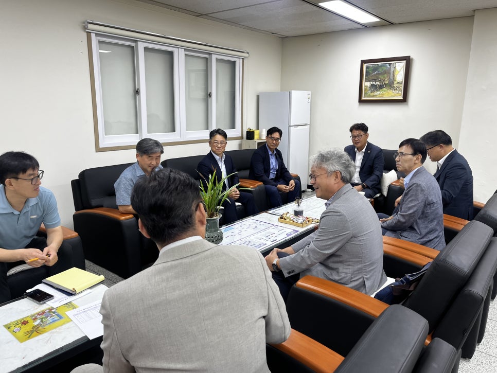 교육위원회, 남부권 중등교장단 소통 간담회 실시 - 3