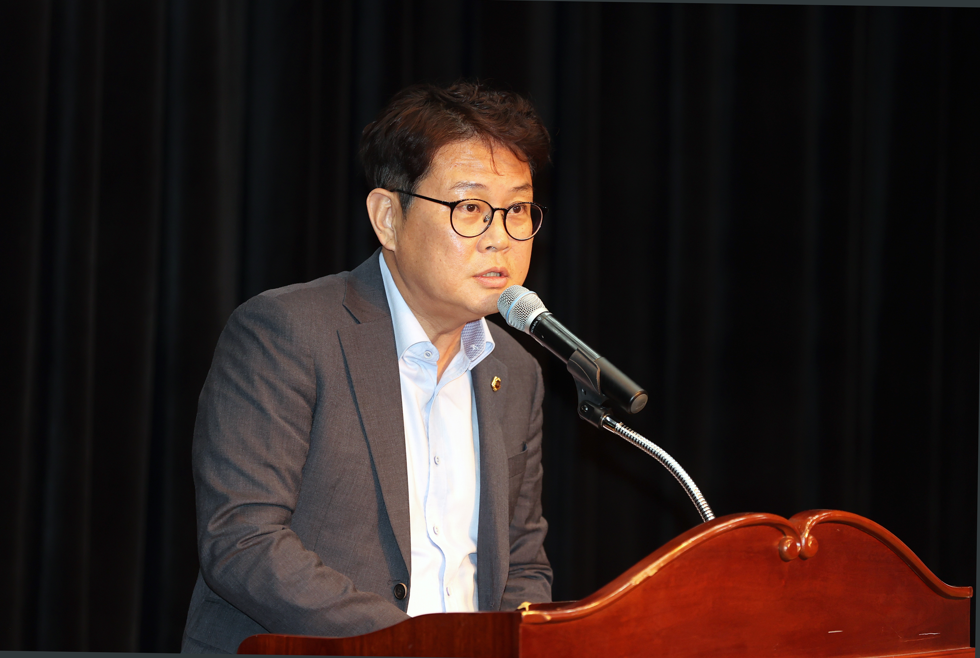 이정범 위원장, 제44회 스승의 날 기념식 및 제74회 교육공로자표창식 참석 - 3