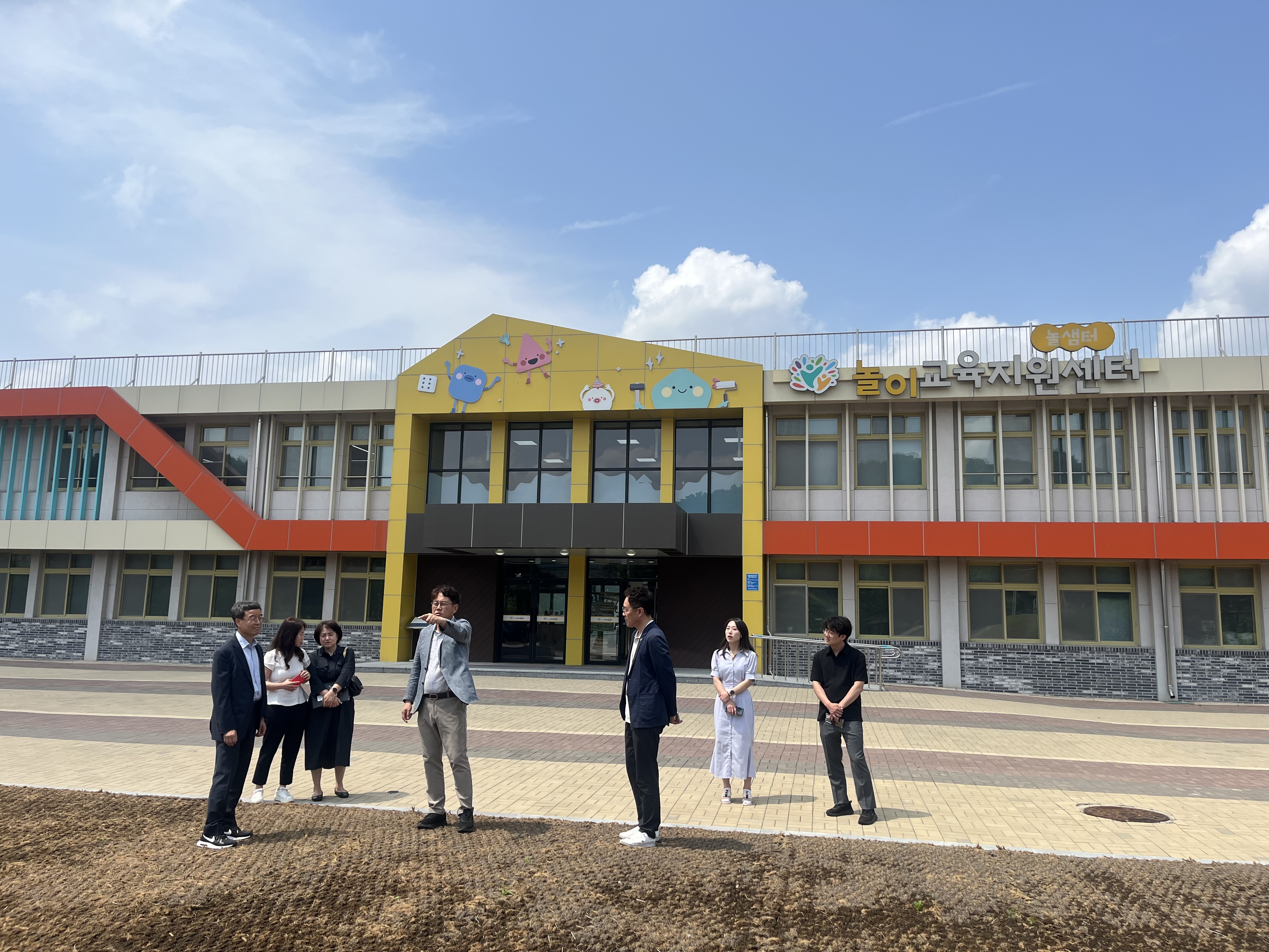 이정범 위원장, 충주지역 기관방문(주덕초등학교, 놀이교육지원센터놀샘터, 중원교육도서관, 충주미덕중학교) - 7