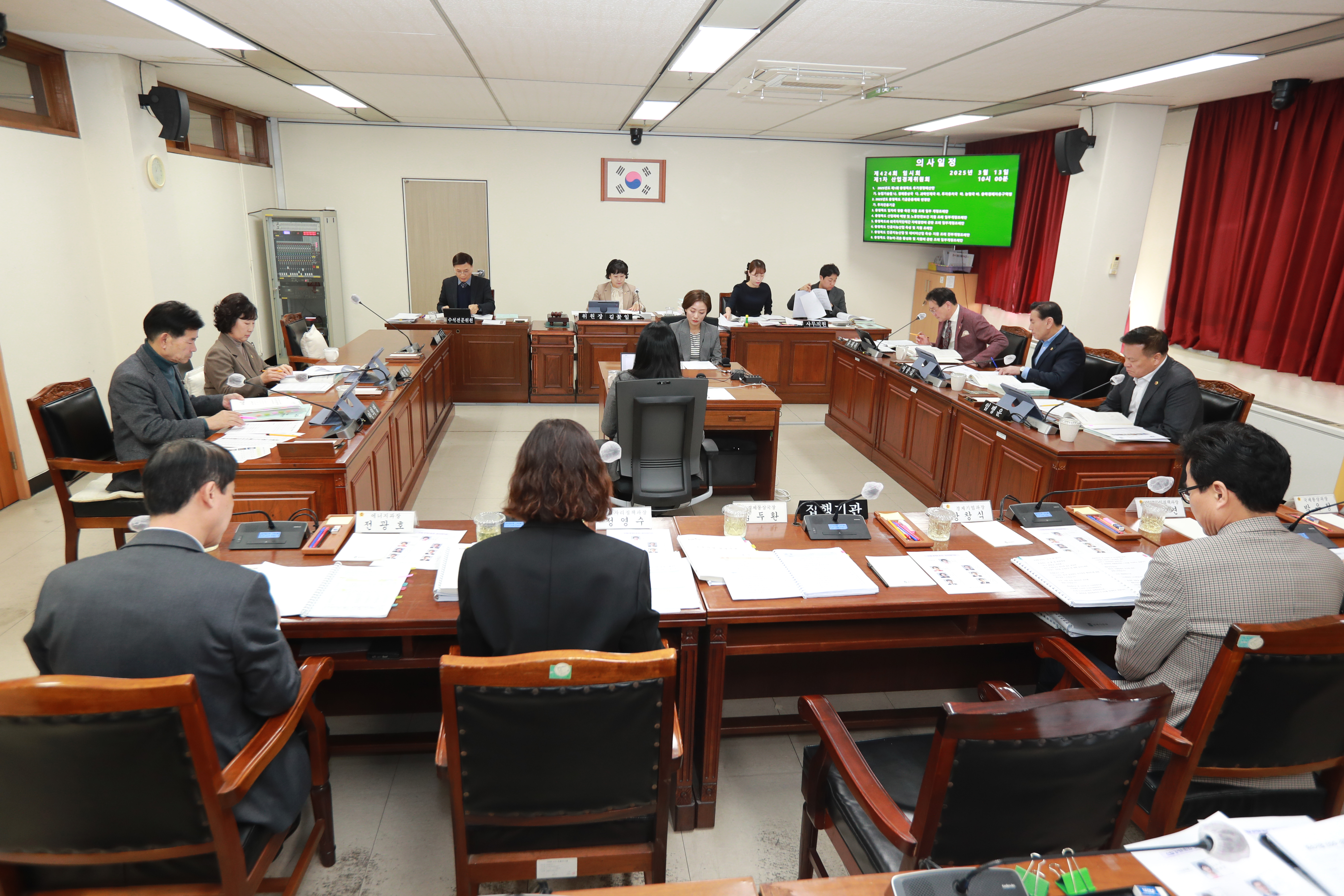 이종갑 의원 대표 발의  ‘외국자치단체간 자매결연 조례 일부개정안’  상임위 통과 - 1