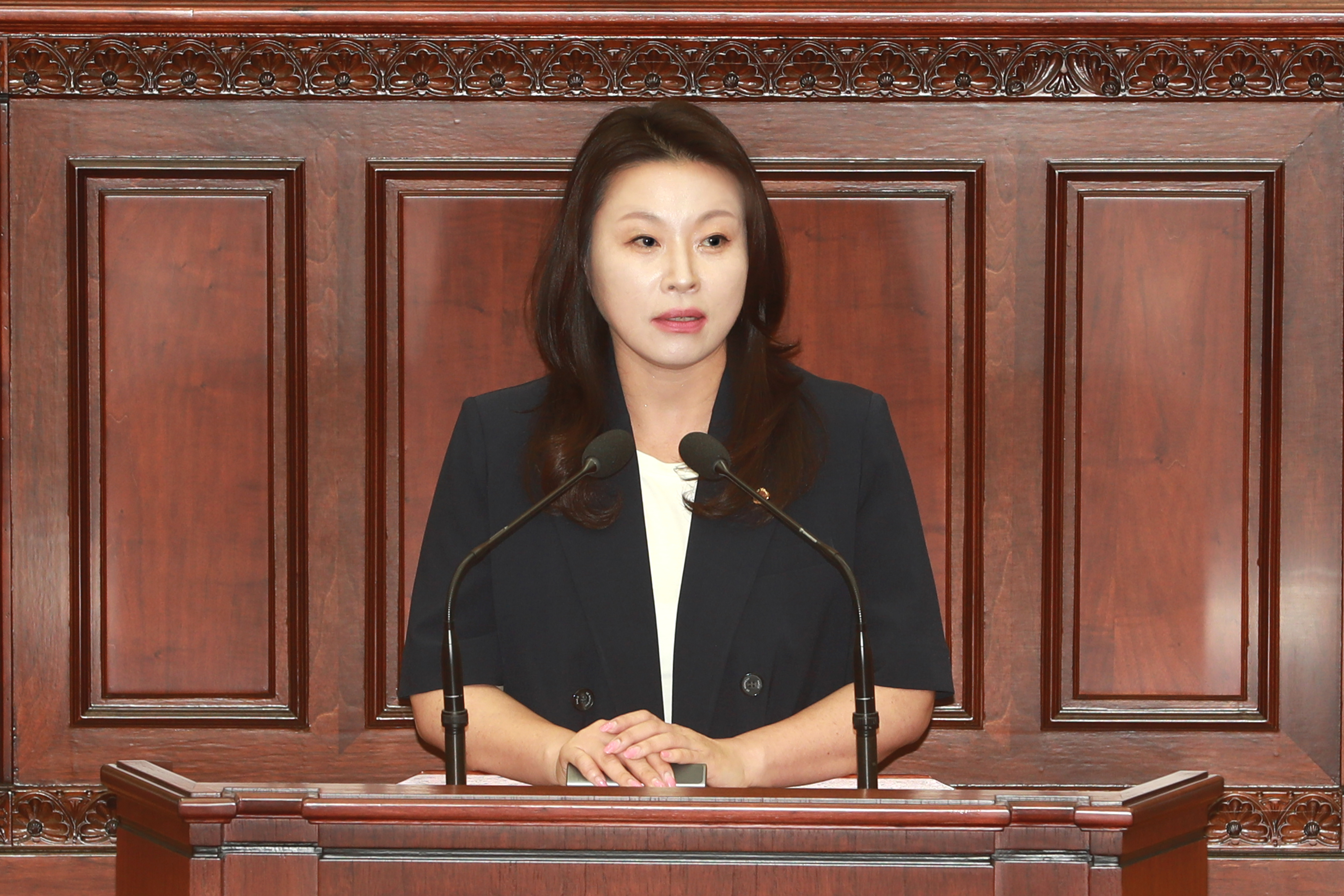 [5분 발언] 박진희 의원  “편향된 학교 성교육 진상 낱낱이 파헤쳐야 - 1